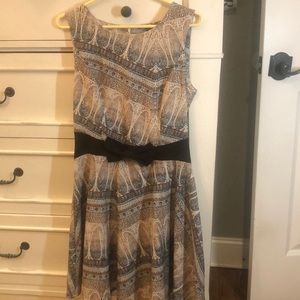 Suzy Shier Juniors Medium Flow Dress
